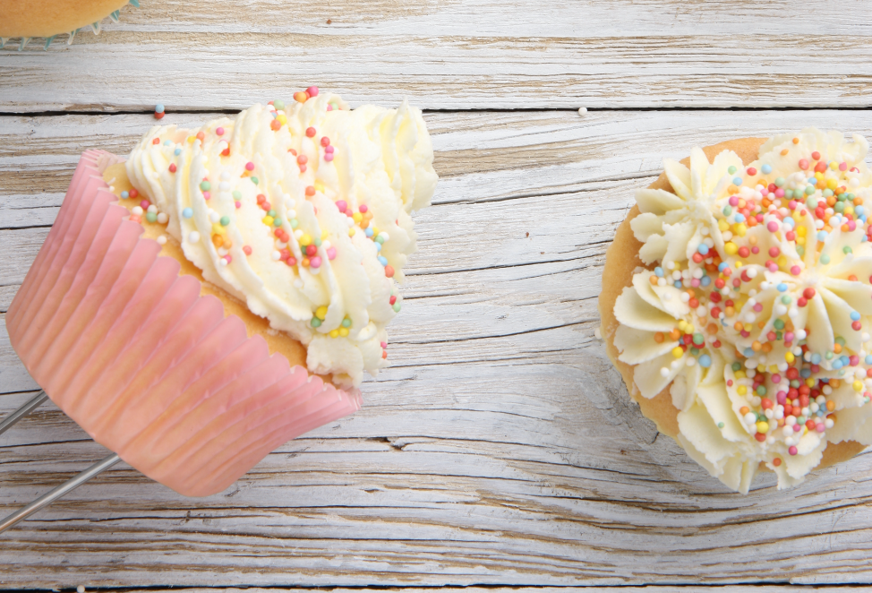 vanilla cupcake cake vegan dairy free egg free soy free yesyoucan gluten free